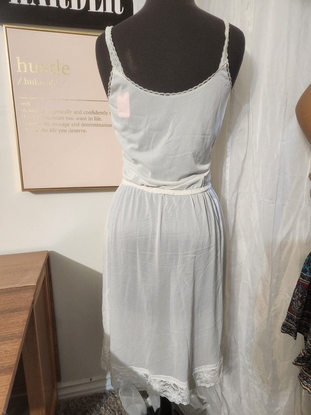 Vintage Elegant White Lace-Trim Slip Dress with Sheer Bodice XS/S - Picture 2 of 10